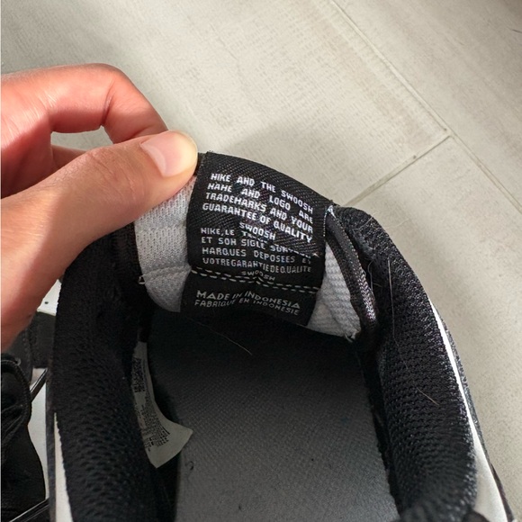 🌟DISCOUNTED SHIPPING🌟 Nike Women’s Panda Dunks - Picture 4 of 7